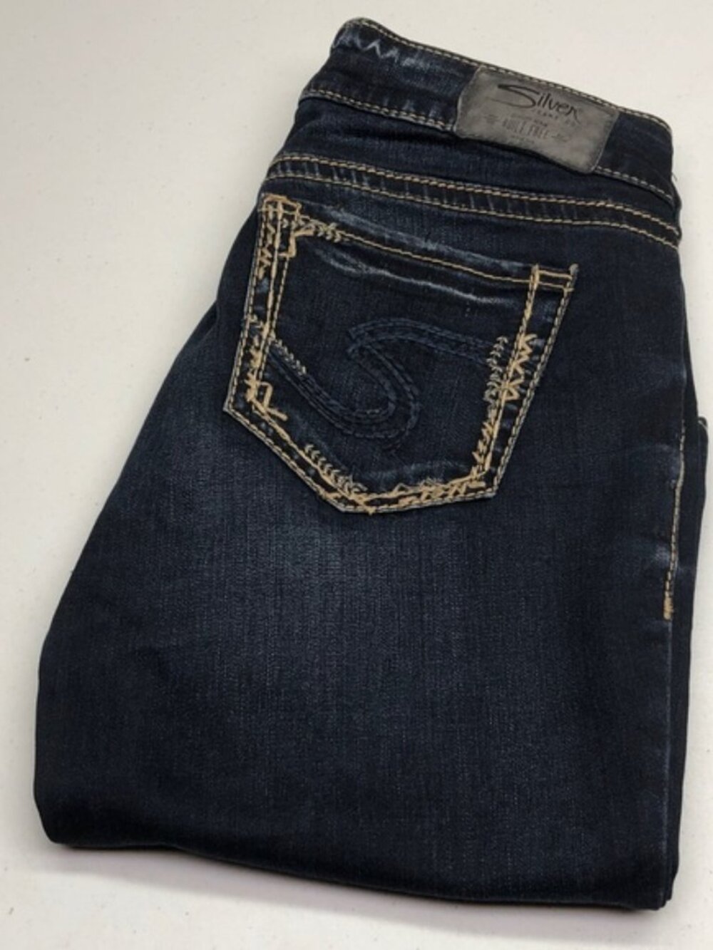 LIKE NEW SILVER ELYSE MID SLIM BOOT JEANS 28x33 ⭐️